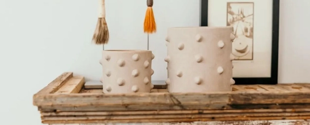 A Chambéry, Maison Bon Vivre vous propose des vases de créateurs pour votre intérieur.